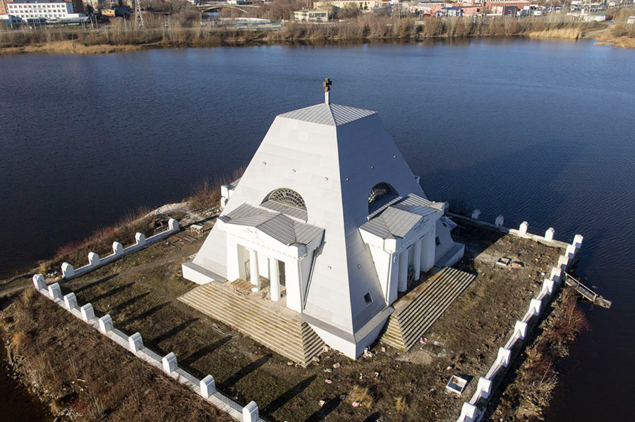 Храм-памятник павшим воинам в Казани